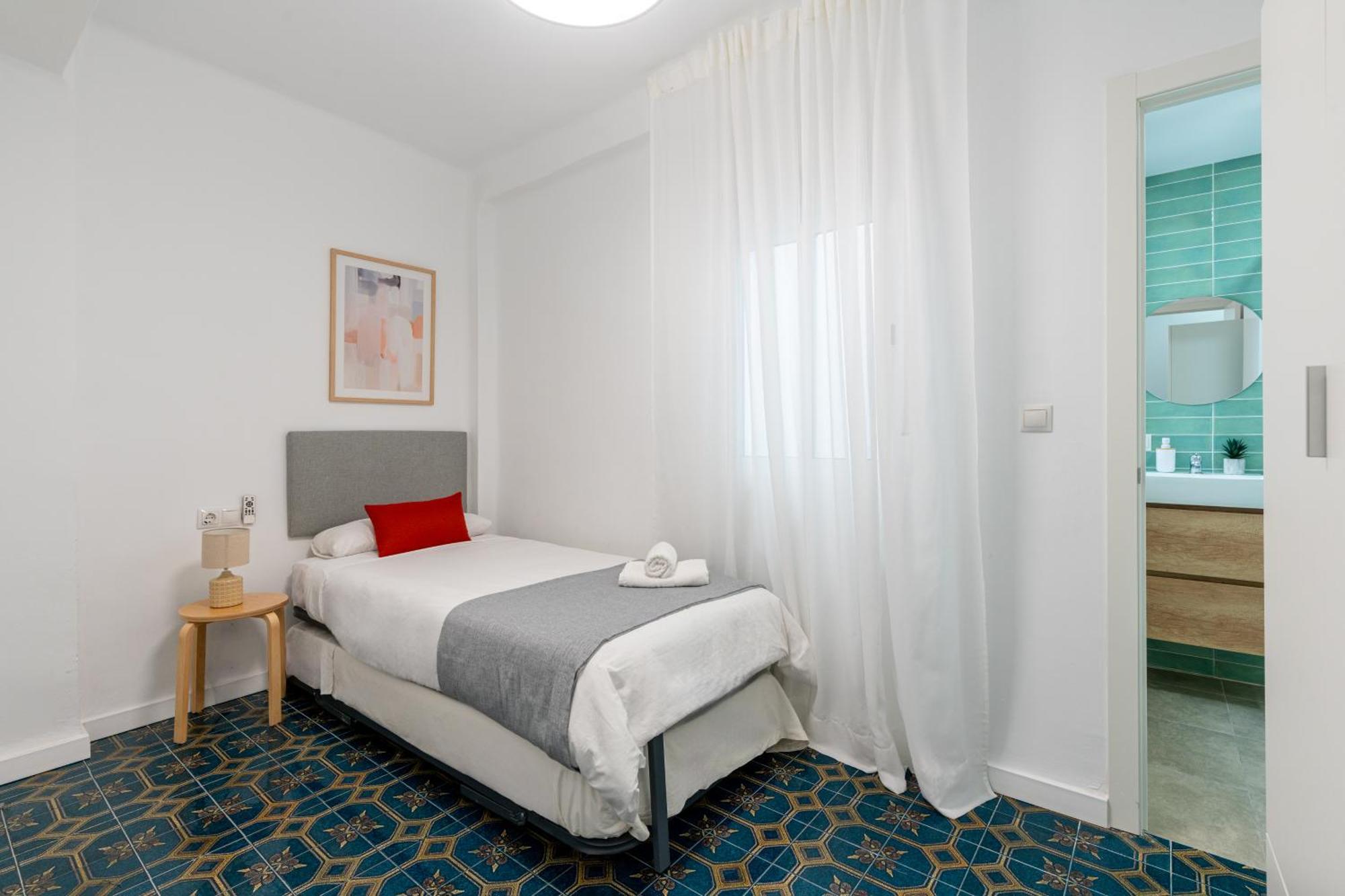 Piso Elegante Y Nuevo De 3 Y 2 Banos Appartement