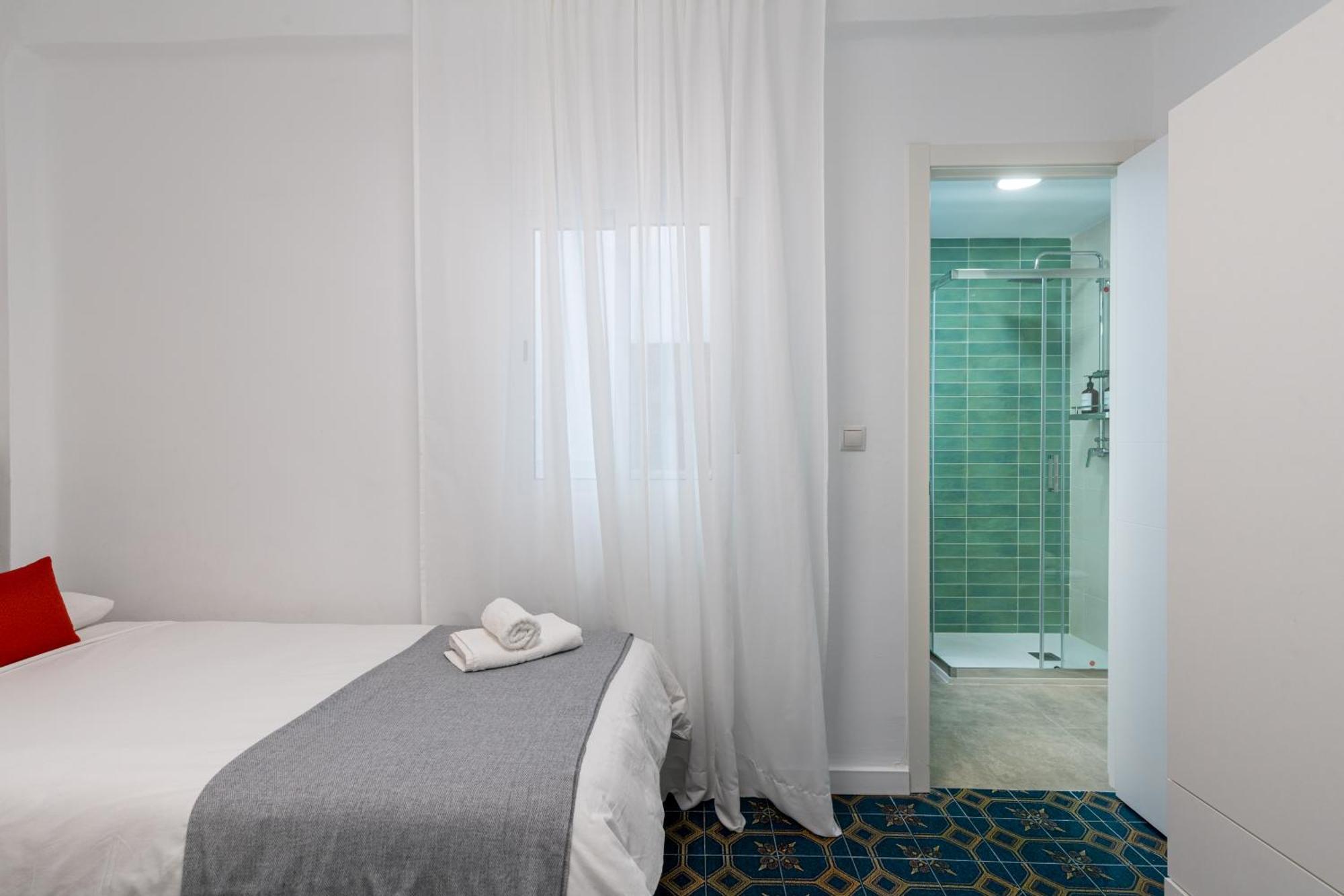 Piso Elegante Y Nuevo De 3 Y 2 Banos Appartement