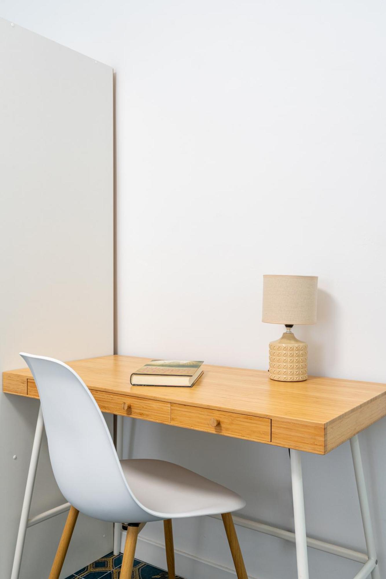 Piso Elegante Y Nuevo De 3 Y 2 Banos Appartement